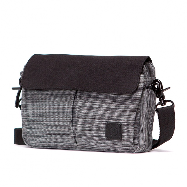 Geantă Ucon Acrobatics Saval Black